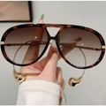 BLACK-BROWN