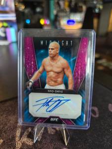 Trading Cards - 2024 Topps UFC Midnight - Glimmer Graphs Auto Kai