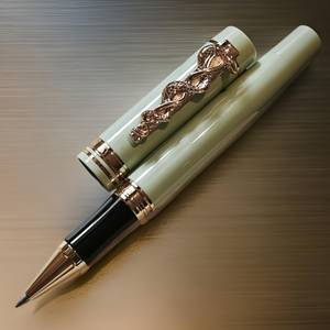 Pens & Pencils - Spy Pen - Invisible Ink Pen with UV Light in 7