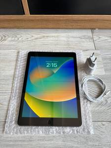 iPad 第5世代 Wi-Fi+Cellular 32GB　MP1J2J/A iPad 【今だけLightningキーボード付】Apple iPad5 第5世代