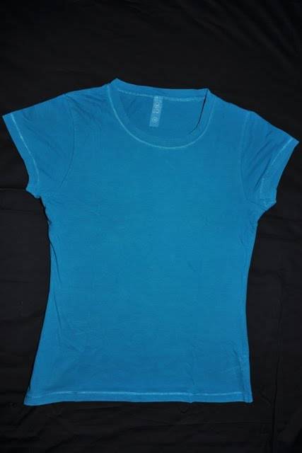 http://2.bp.blogspot.com/-skFW0sX0PX4/TcKXR4z2YOI/AAAAAAAAAwY/mIiwWjQ1bxg/s1600/blue%2Bt-shirt%2B-%2BSIZE%2B14-742602.jpg