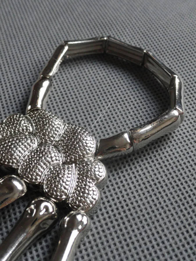 2426984894_101909521