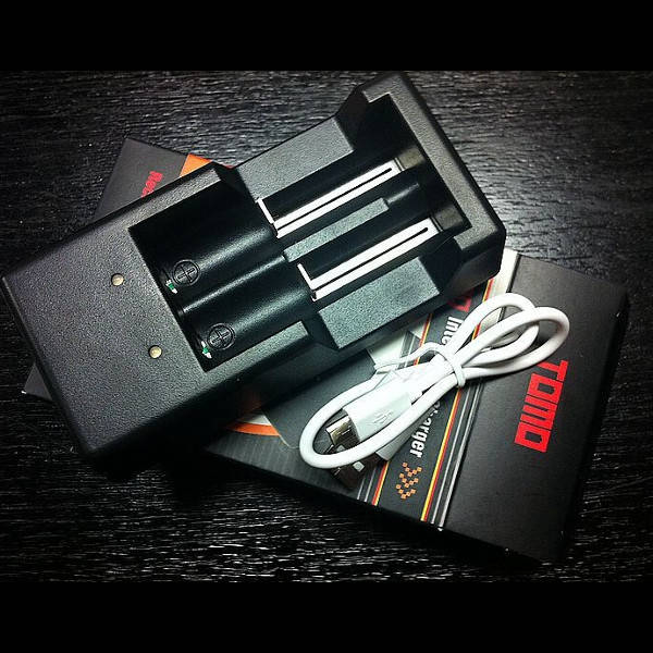 TOMO V6-2 Intelligent USB Charger 1.2V 3.7V For 18650 16340 AA Battery