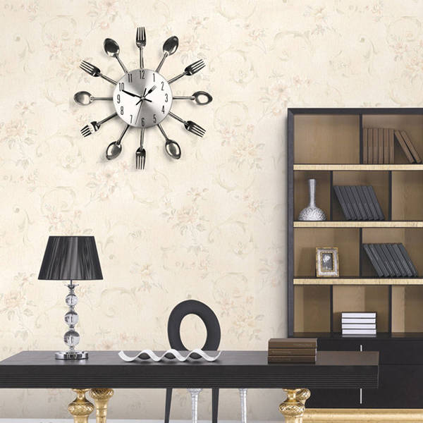 Kitchen Cutlery Creative Design Spoon Fork Wall Clock Home Decor