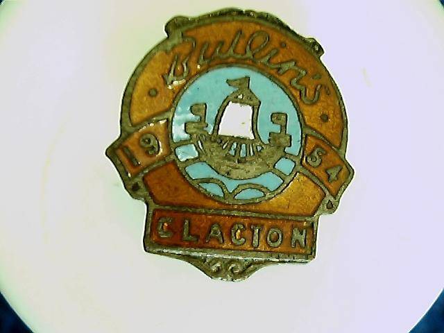 BULLINS 1954 CLACTON ENAMEL PIN BADGE