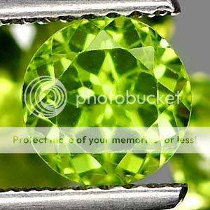 AAA**4.55Cts**(5 Pcs)** Glowing Natural Green Peridot LOT! - 5 pieces - one auction!
