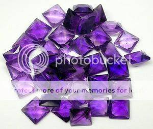 AAA**18.90ct.*(35 pieces)Top Grape Purple 5mm Princess cut Amethysts. 100% Natural and Calibrated.