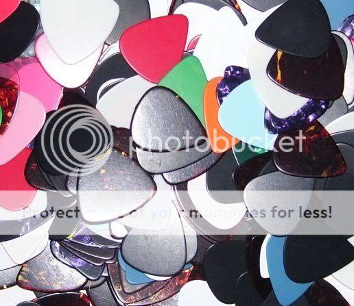 50+ Plectrums/Guitar Picks