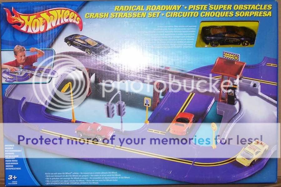 HotWheels - Radical Roadway