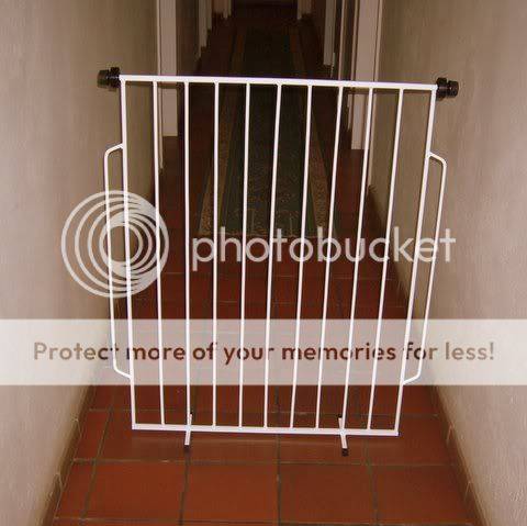 Doggie Stop: 1 Meter High - Safety Gate for Dogs