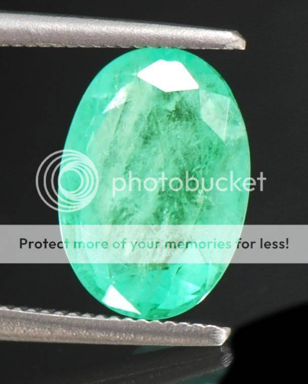 RARE!!! 1.73cts Untreated & Unheated Rare Muzo Mines Colombian Emerald