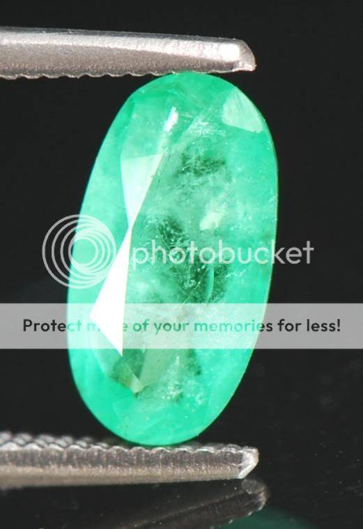 RARE!!! 0.88cts Untreated & Unheated Rare Muzo Mines Colombian Emerald