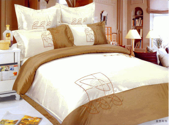 New!! STUNNING! *SATIN* 6pc Queen Size Duvet set