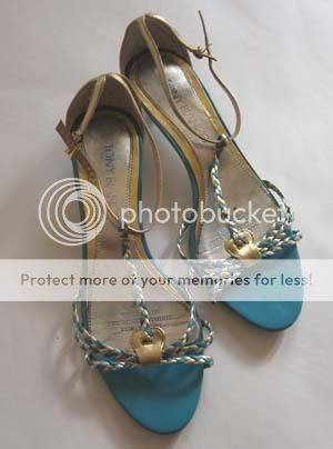 LOVELY TURQUOISE AND GOLD SANDALS!!!