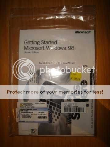 Original Microsoft Windows 98 **R1 NO RESERVE!!**