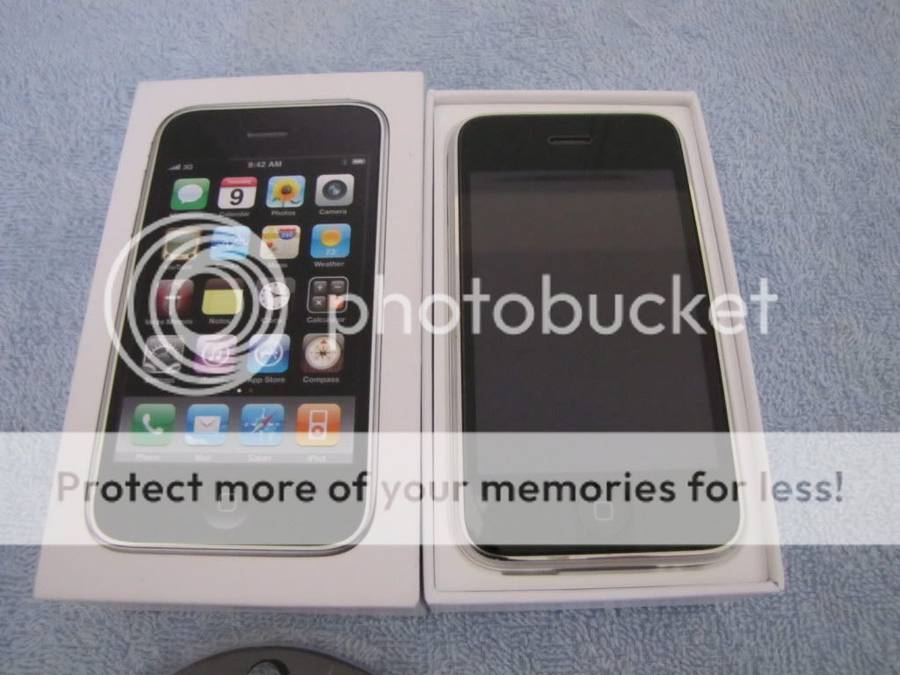 Apple iPhone 16Gb 3GS White - Like New - Local SA stock !