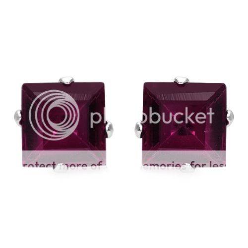 Nice Stud Earrings Beautifully Crafted in White Gold