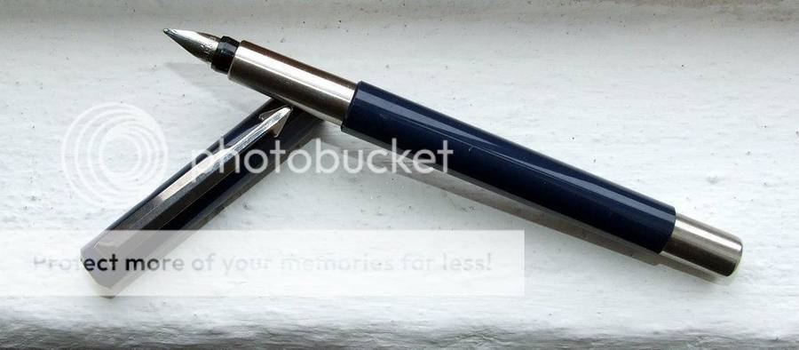 Nice blue Parker Vector in original box