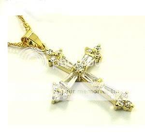 Gorgeous 18k gold plated Sim Diamond Cross Pendant