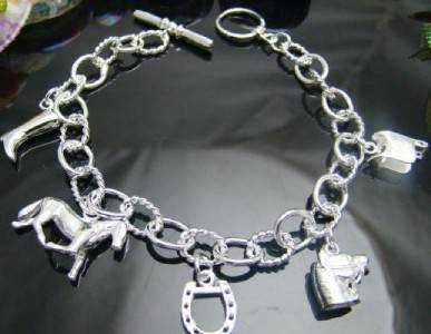 STUNNING .925 STERLING SILVER HORSES CHARM BRACELET T/O CLASP PLT