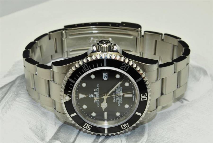 eBay Image Hosting at www.auctiva.com