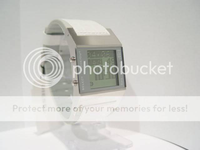 Brand New Diesel Digital - R4999