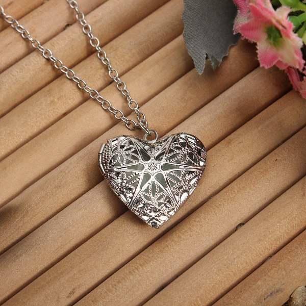 Glow In The Dark Necklace