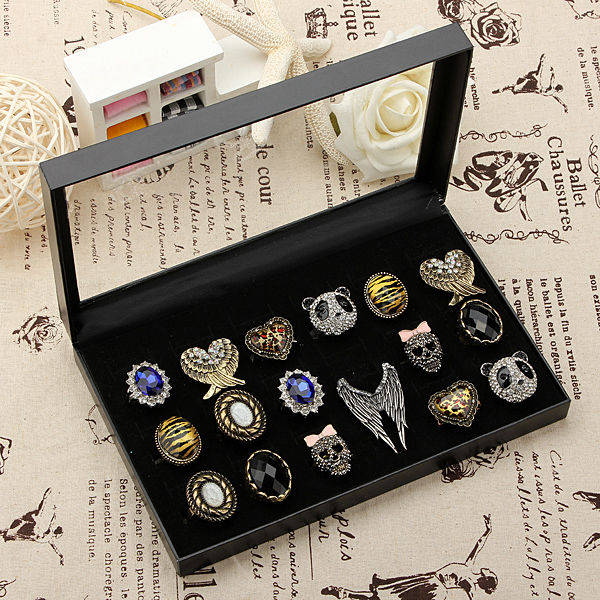 Rings Display Showcase