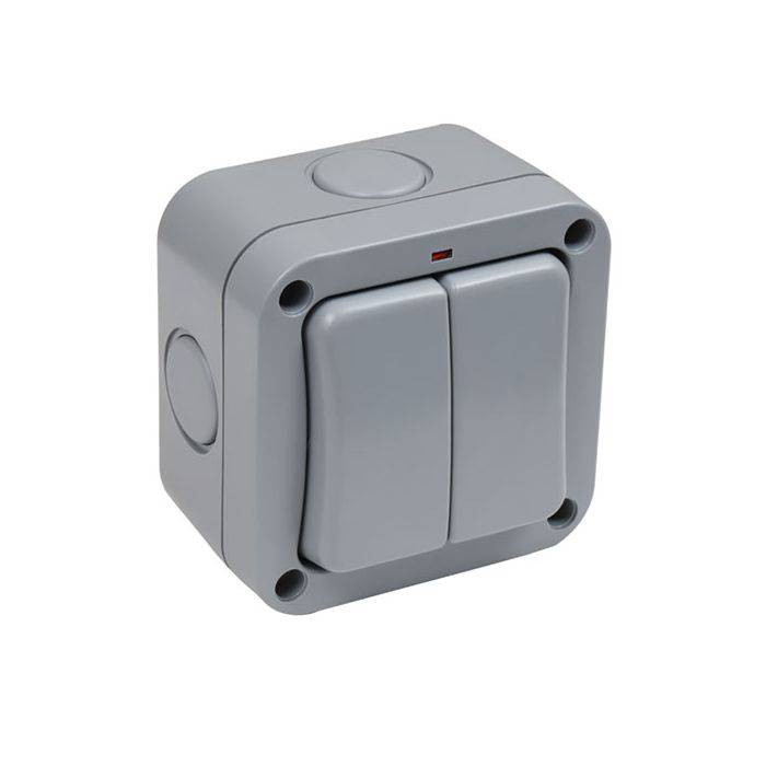 Masterplug Outdoor Single 2-Lever 2-Way Switch