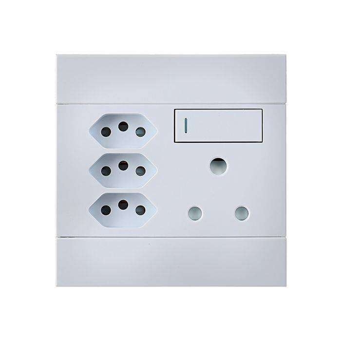 Veti 2 White 3 New RSA & 1 RSA Wall Socket 4x4