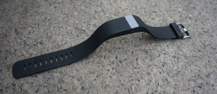 Fitbit Charge HR Activity Tracker Review - Analie Cruz   (1)