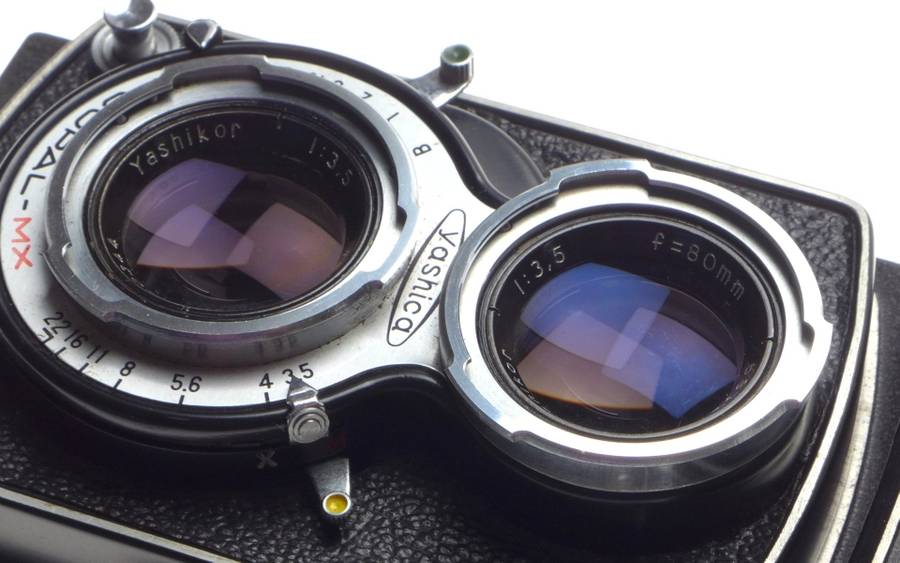 Yashica LM film camera TLR Yashicor 3.5 f=80mm lens COPAL MX shutter - Yashica