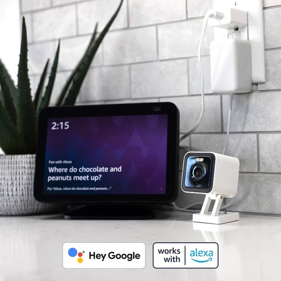 Wyze Cam v3 Pro - 2K Resolution / IP65 / Two-way Audio/ MicroSD Ready - With Edge AI