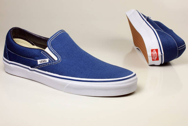 VANS - CLASSIC SLIP-ON VN-0EYENVY