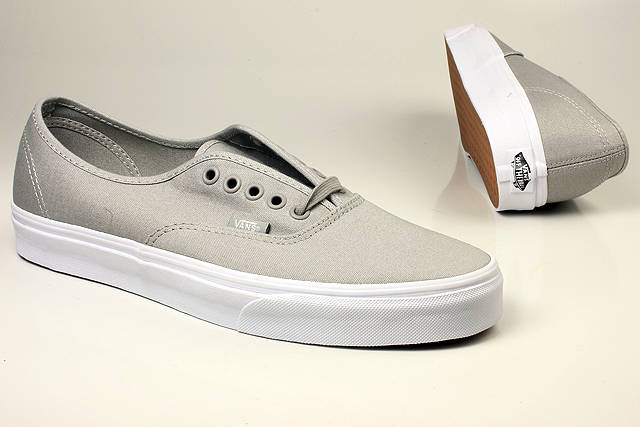 VANS - AUTHENTIC VN-0W4NDIT