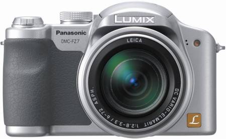 Panasonic LUMIX DMC-FZ7 Digital camera including bag, charger, batteries and card