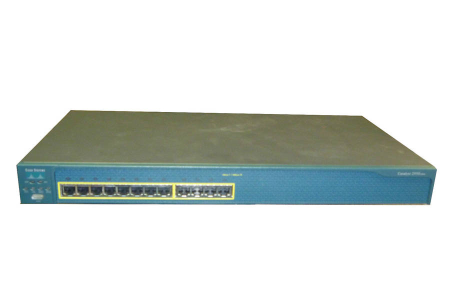 Cisco Catalyst 2950 12 port switch