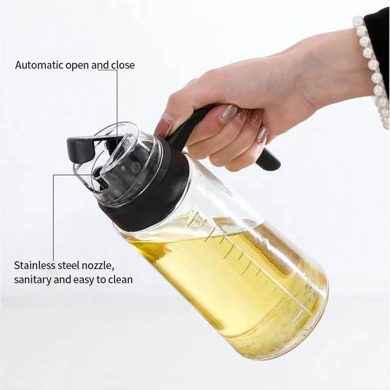 Cooking Oil Bottle With Automatic Opening And Closing That Is Leak Proof 630 ml White