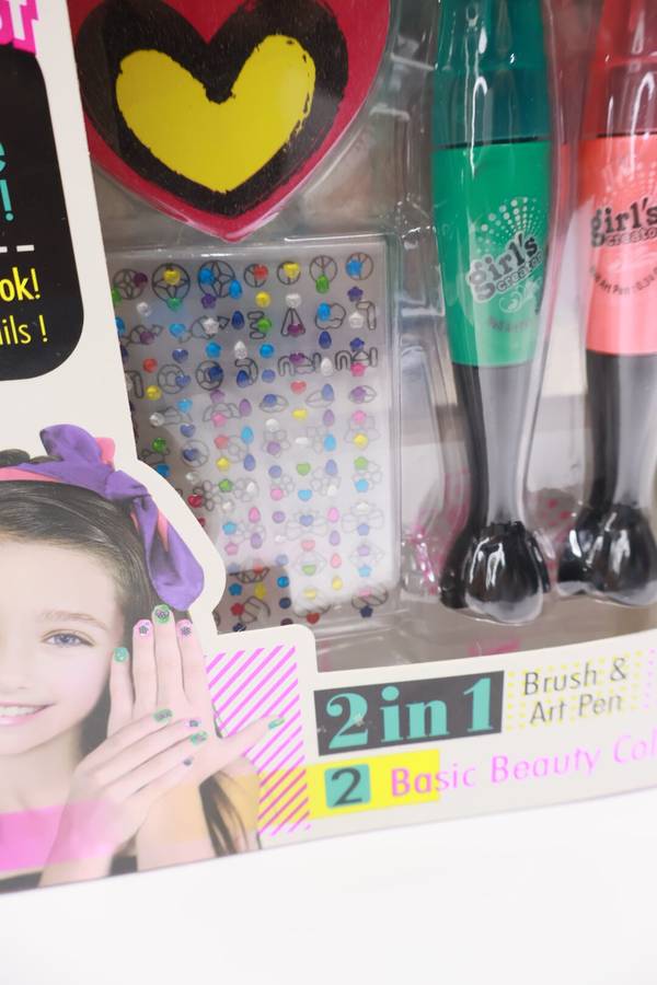 Girls Nail Art Pen Creator Set