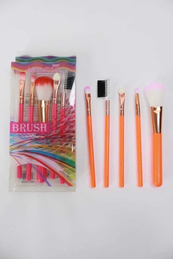Versatile Foundation Brush Set