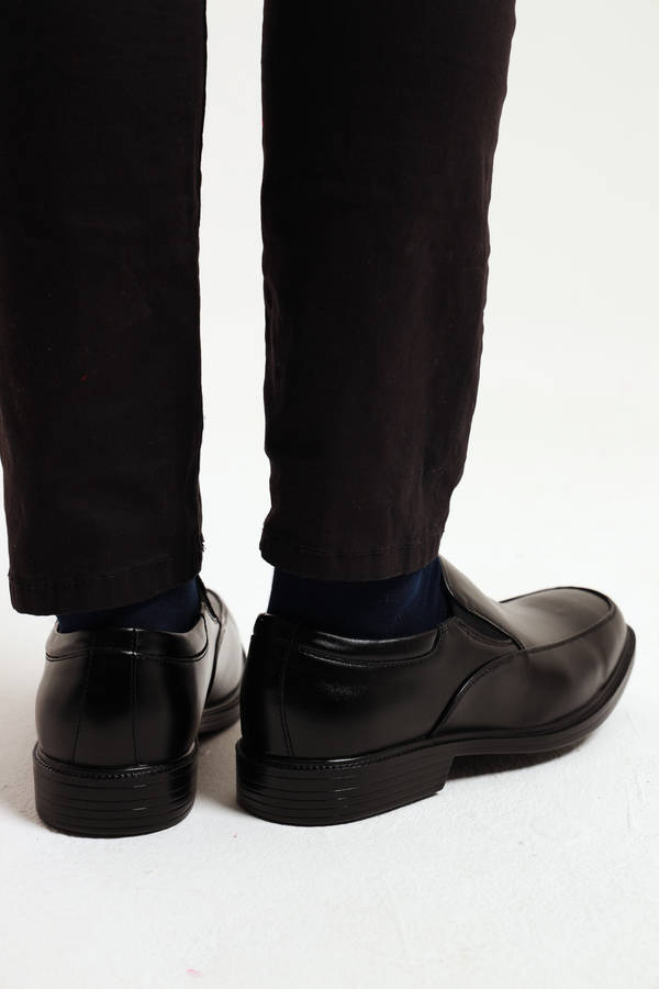 Van Heusen Men's Memory Foam Casual Formal Slip-On Black Shoes