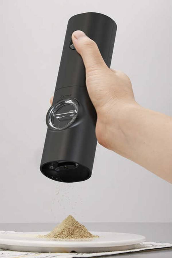 Automatic Salt &amp; Pepper Grinder With Batteries