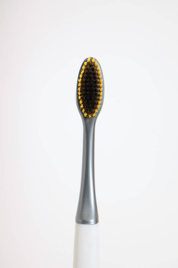 Senza® Adult Toothbrush Medium With Case