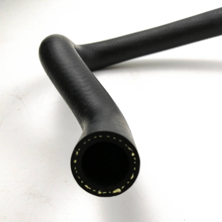 Water Valve Hose 6421837868 For BMW 5 Series E39 X5 740 520 Engine Inlet Line