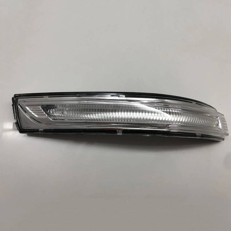 Car Rearview Mirror LED Turn Signal Lamp Flashing Light Side Mirror Signal Lamp for Kia Sportage