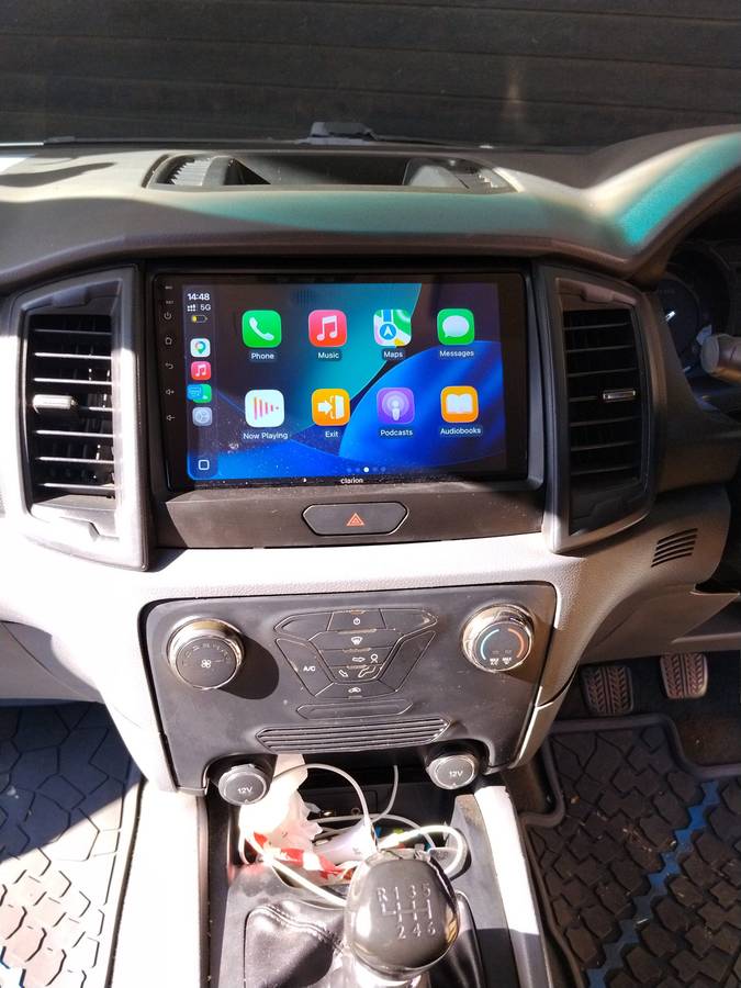Ford Ranger T7 2015+ (JVC)  OEM Replacement Radio 9 inch Android Auto/Apple Carplay