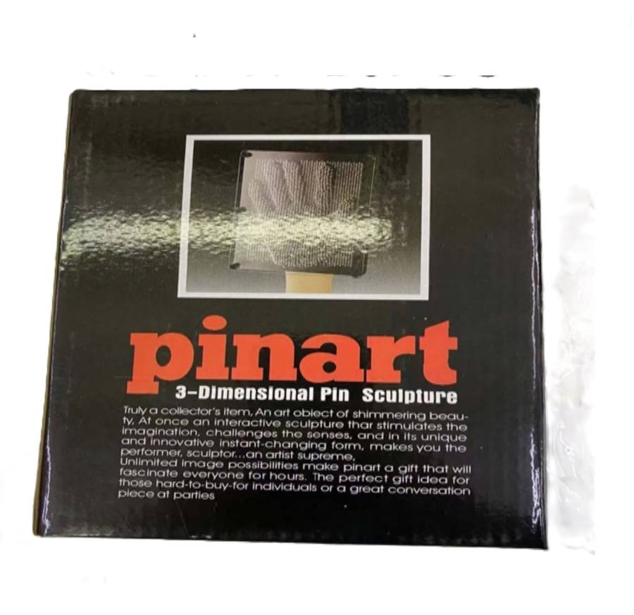 Pin art 3D pin sculpture