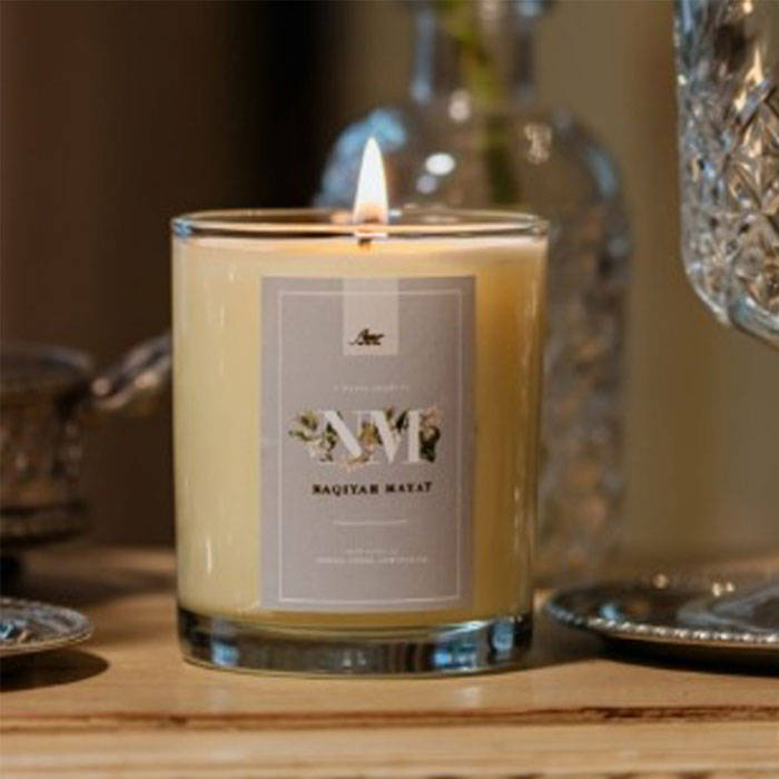 Naqiyah Mayat - Luxury Candle with Fleur De La Vie