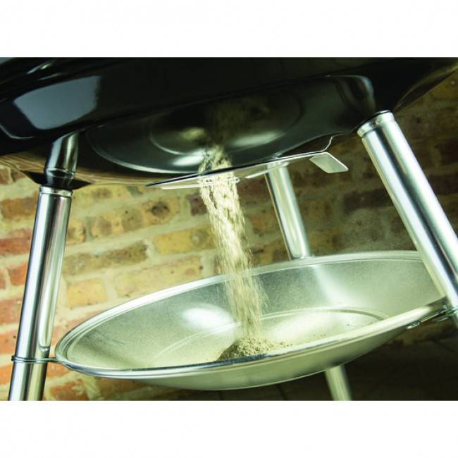 Compact 57cm Charcoal Kettle Grill