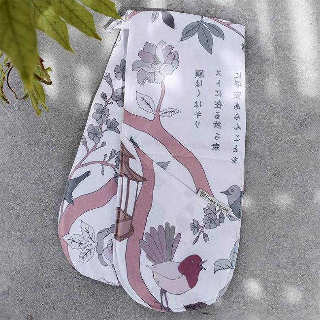 Robyn Valerie Japanese White Double Oven Glove